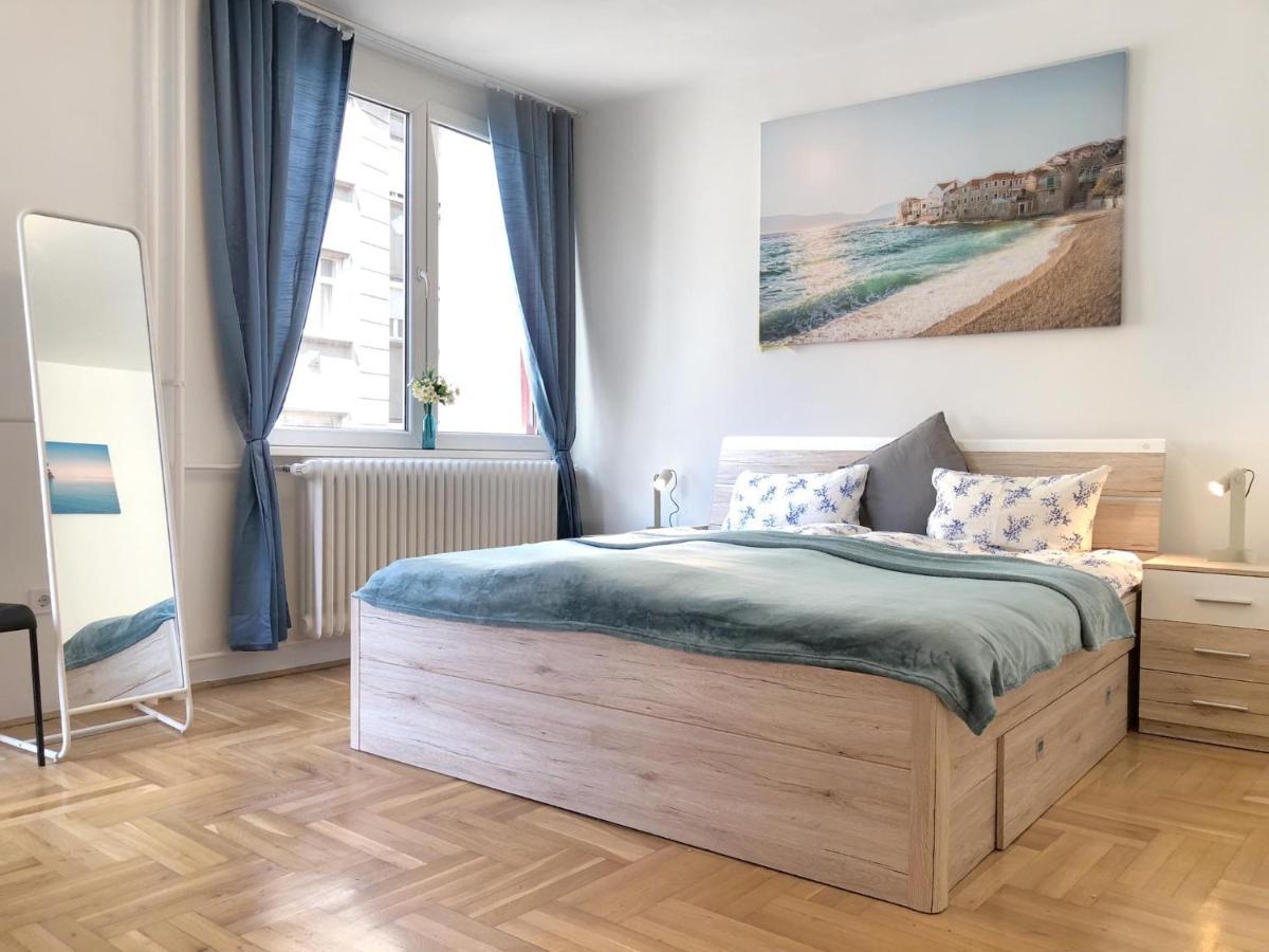 Castle Corner Apartment Budapest Esterno foto