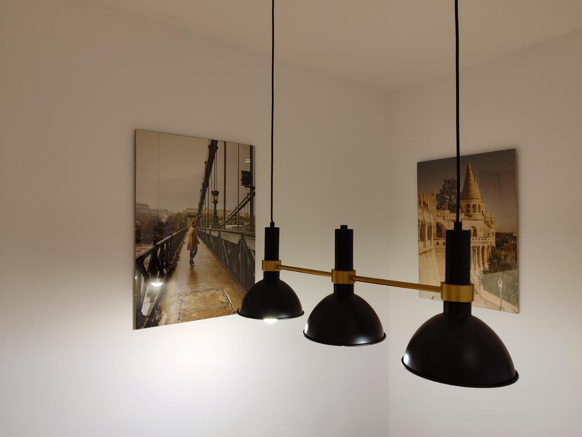 Castle Corner Apartment Budapest Esterno foto