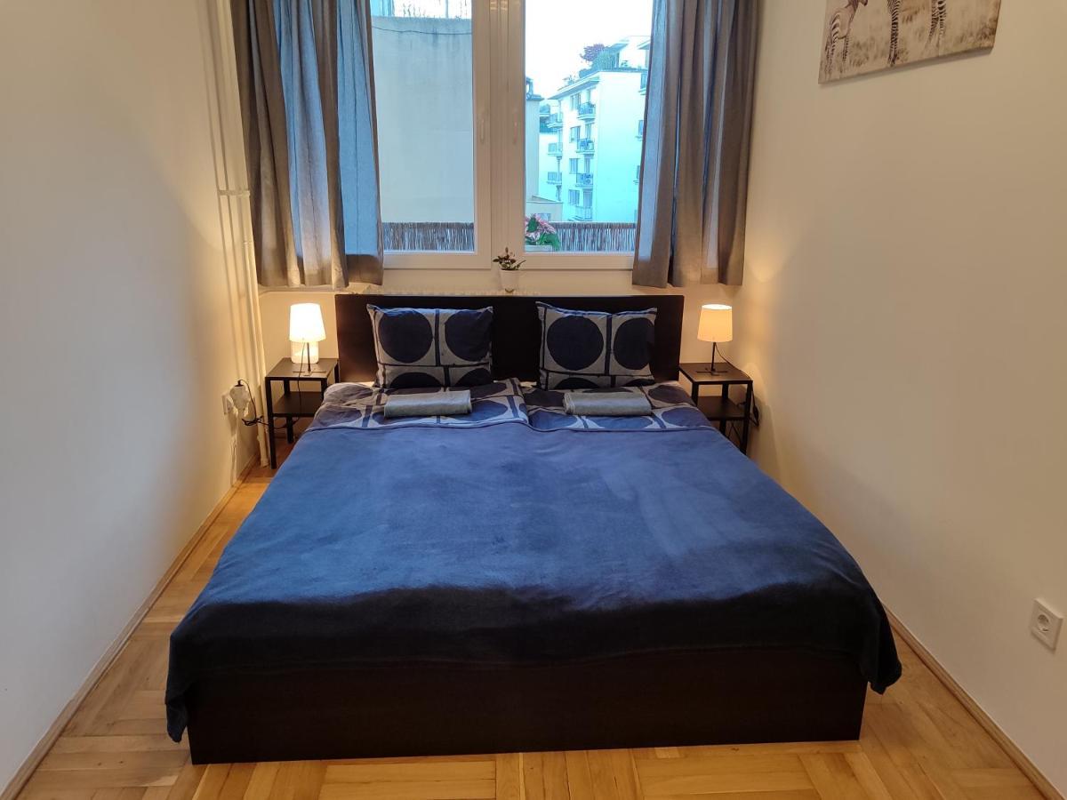 Castle Corner Apartment Budapest Esterno foto