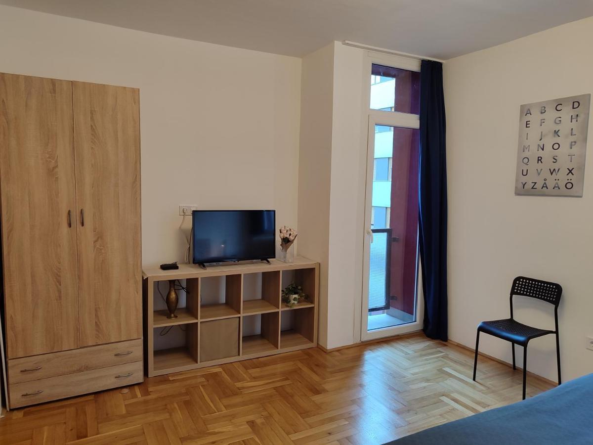 Castle Corner Apartment Budapest Esterno foto